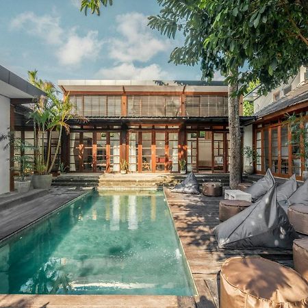 Ferienwohnung Batu Belig Living Managed By Cpm Bali Seminyak Exterior foto