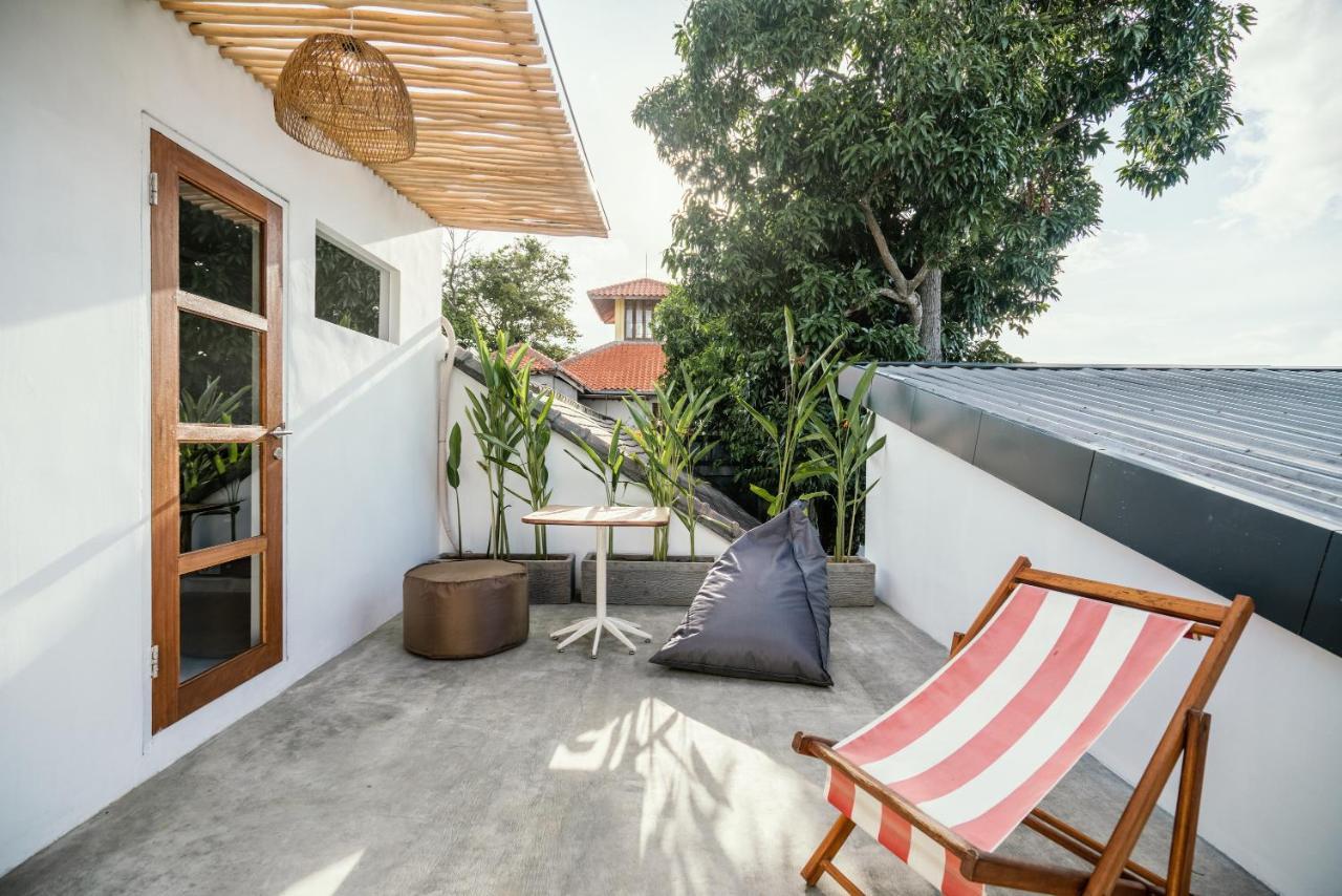Ferienwohnung Batu Belig Living Managed By Cpm Bali Seminyak Exterior foto