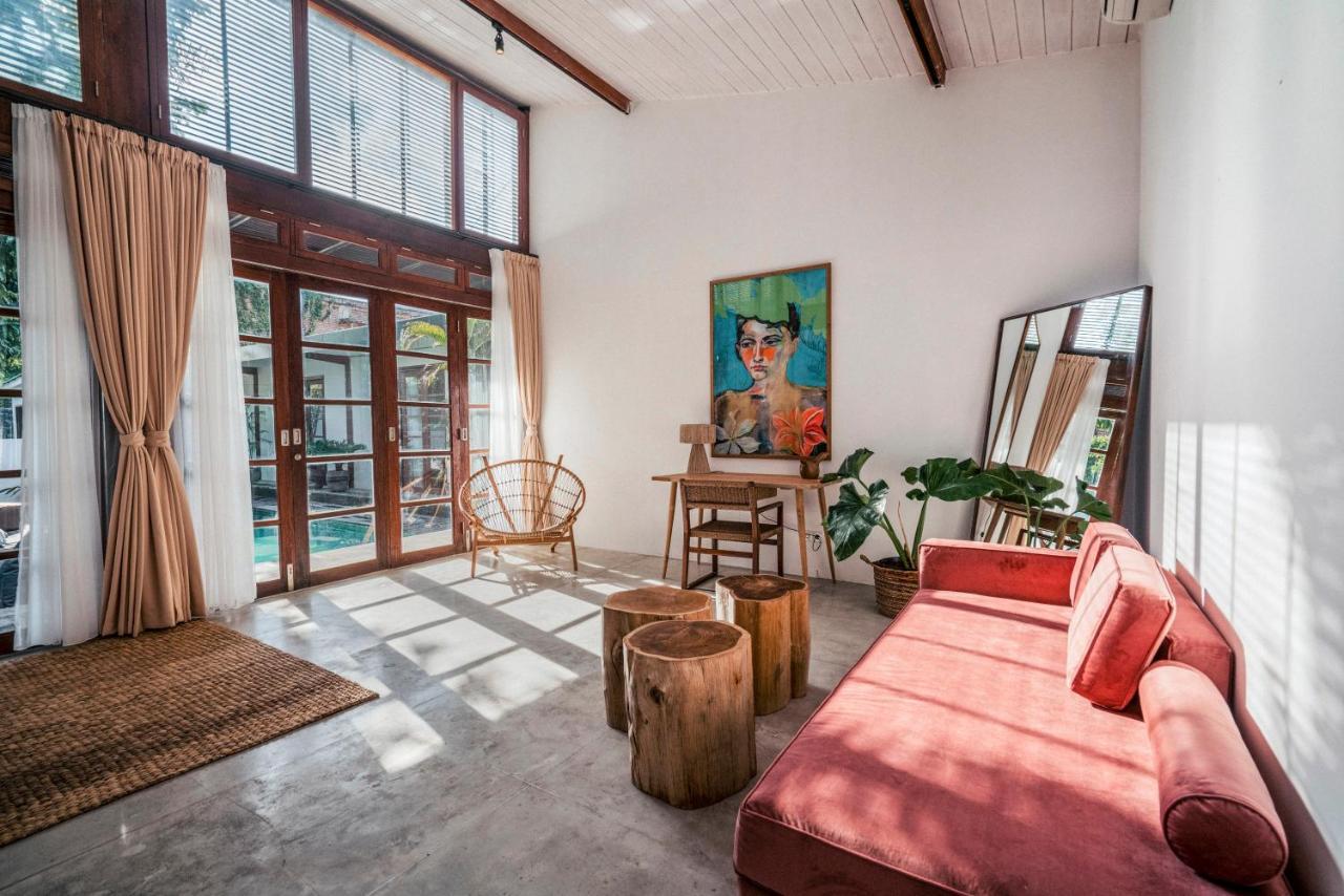 Ferienwohnung Batu Belig Living Managed By Cpm Bali Seminyak Exterior foto