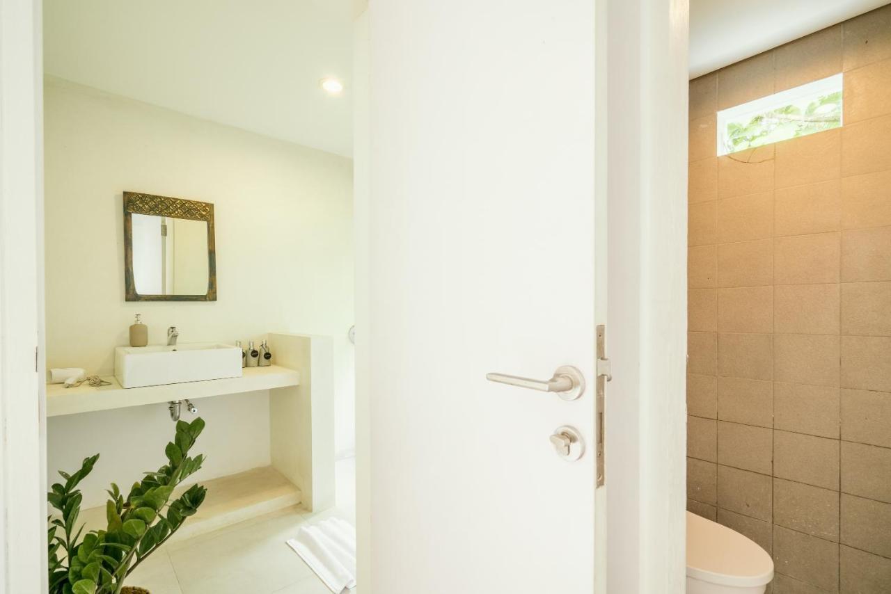 Ferienwohnung Batu Belig Living Managed By Cpm Bali Seminyak Exterior foto